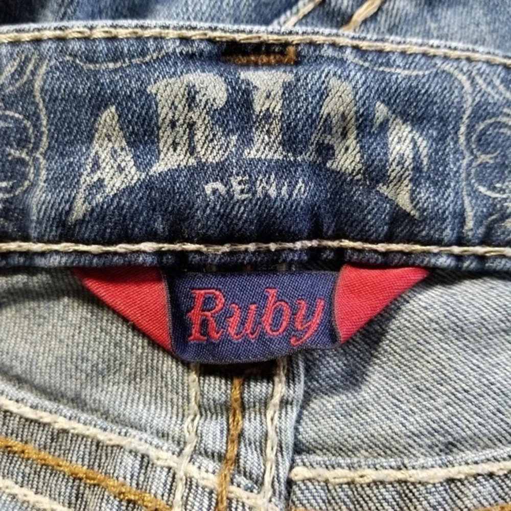 Ariat excellent 2013
